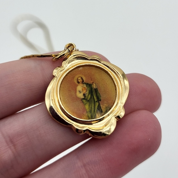 Religious necklace from Germany - Picture 2 of 3